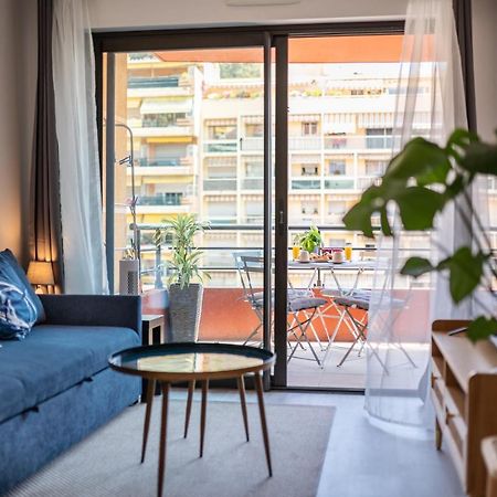 L'Alhambra, Cosy 2 Pieces Au Centre Ville De 芒通 外观 照片
